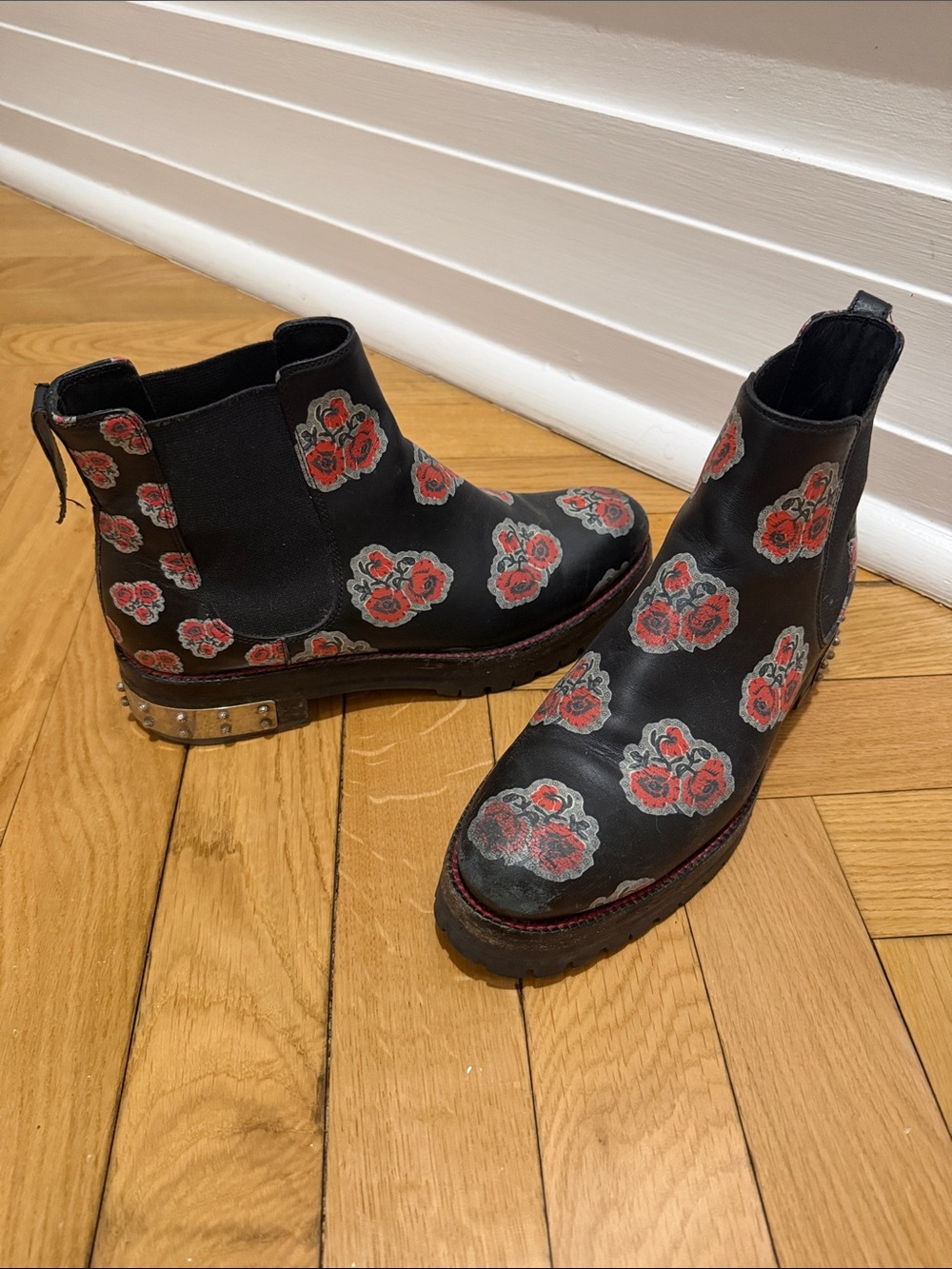 Alexander McQueen Chelsea Boot